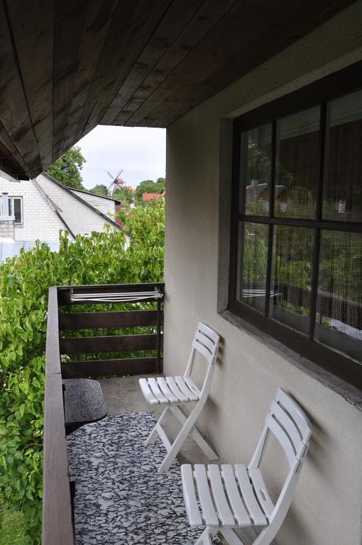 Paerna Guesthouse & Apartments Kuressaare Exterior photo